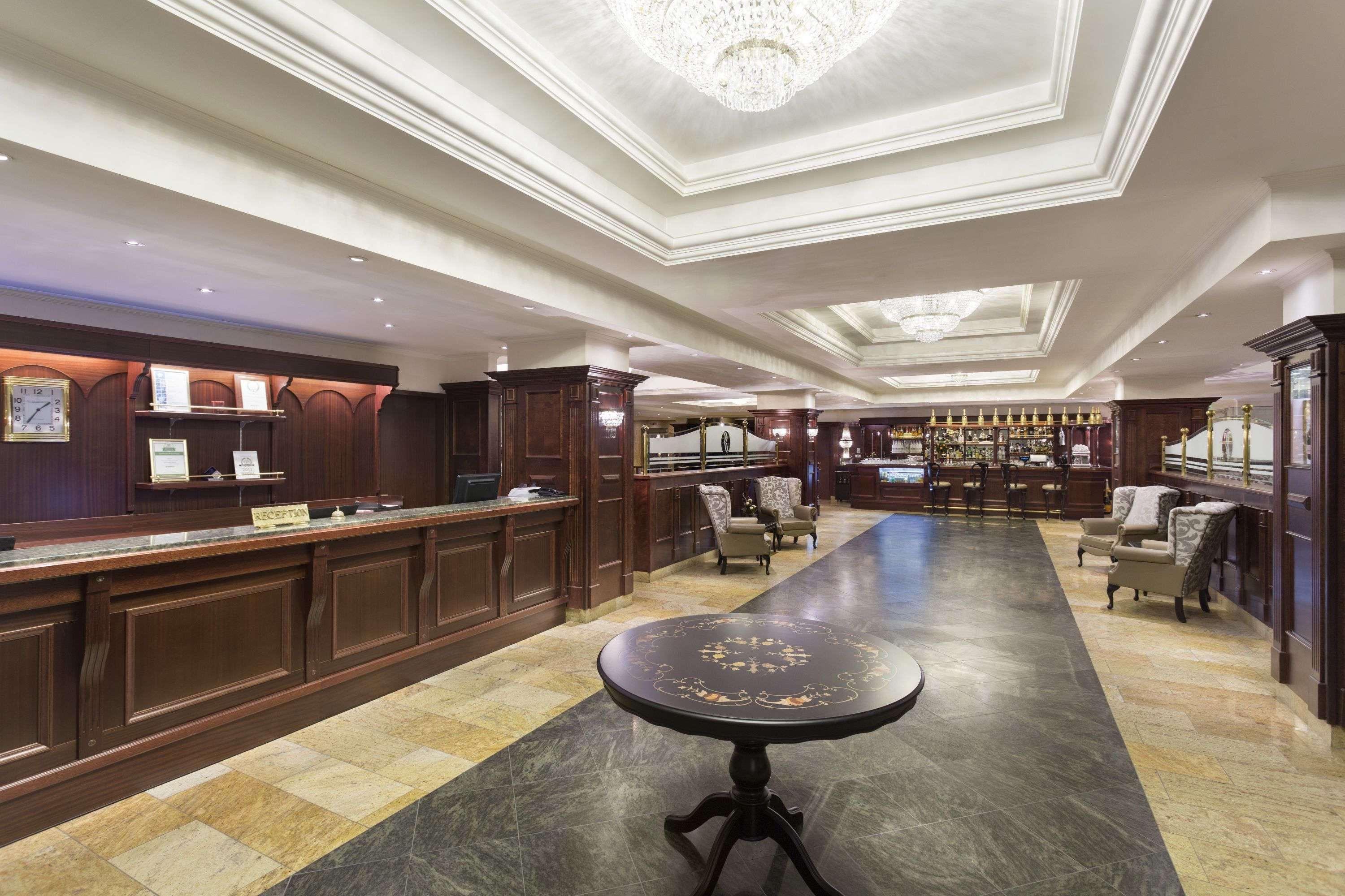 Ramada Hotel & Suites By Wyndham Bucharest North Zewnętrze zdjęcie