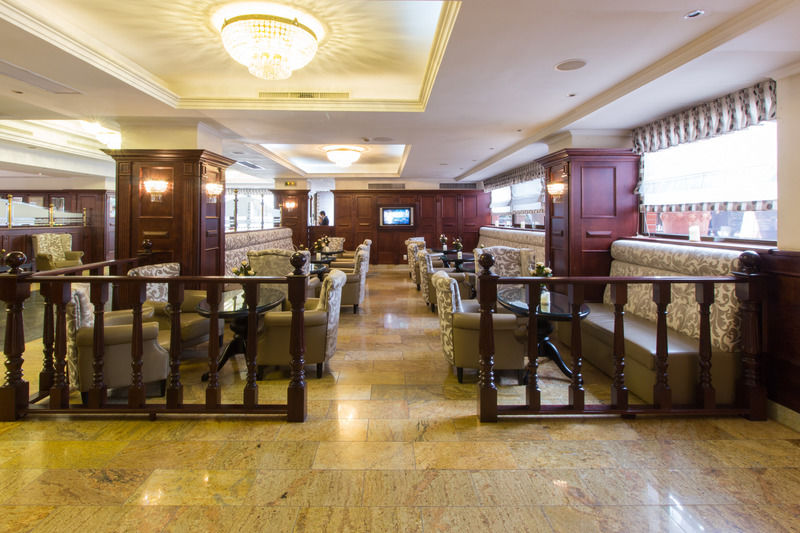 Ramada Hotel & Suites By Wyndham Bucharest North Zewnętrze zdjęcie